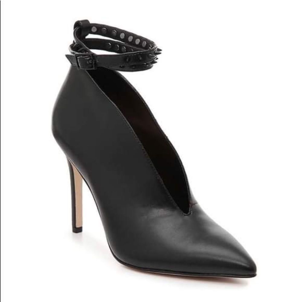 Jessica Simpson leather Black heels with spike wrap. Worn once. Size 8.5